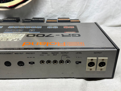 Roland GR-700 gr700 Guitar Synthesizer Module with Case 1985