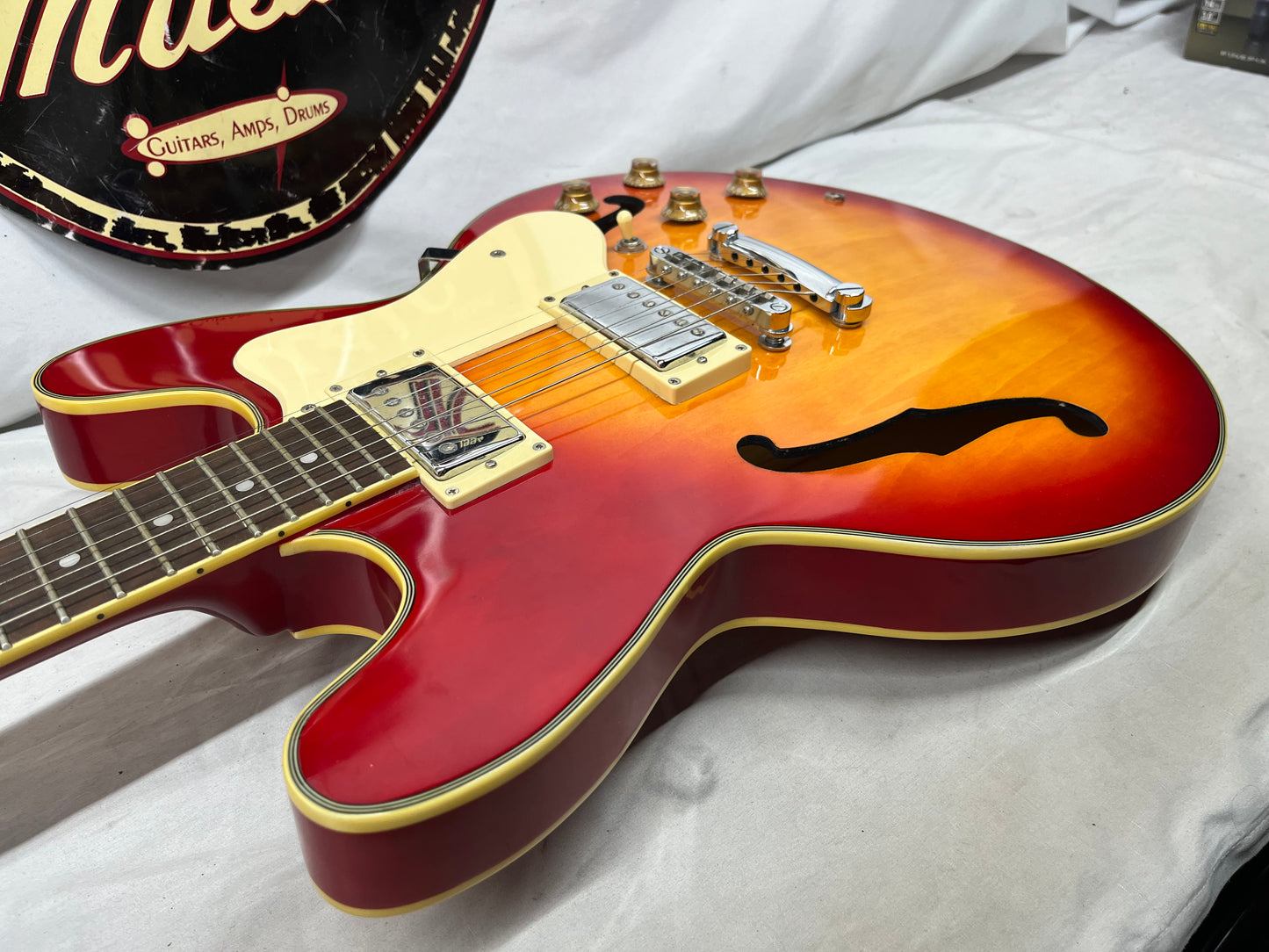 Jay Turser Doublecut Semi-Hollow Body Electric Guitar