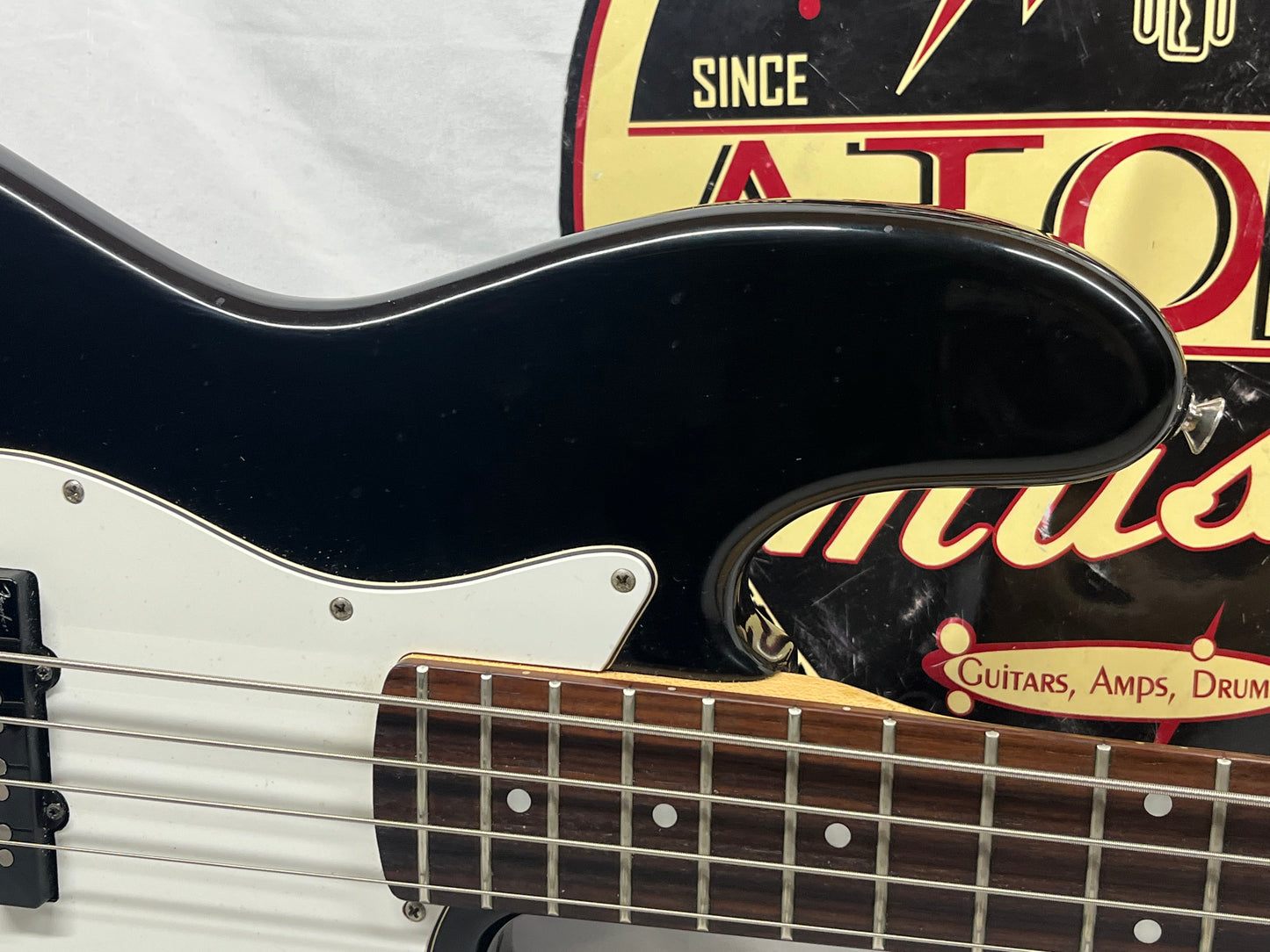 Squier 4-String Electric Jazz Bass