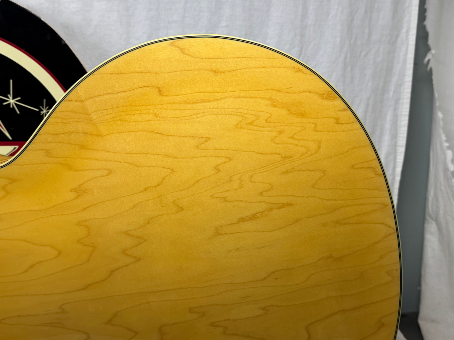 Epiphone Emperor Regent Archtop Hollowbody Guitar 2011