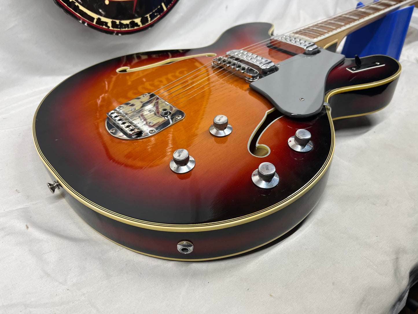 Welson 1960s DS2 Vintage Hollow Body Electric Guitar
