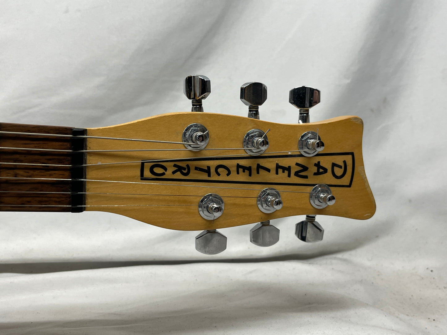 Danelectro Danoblaster Innuendo with Built-In Effects Doublecut Electric Guitar