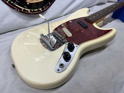Fender Mustang 1967 Electric Guitar - Non-Original Neck Pickup