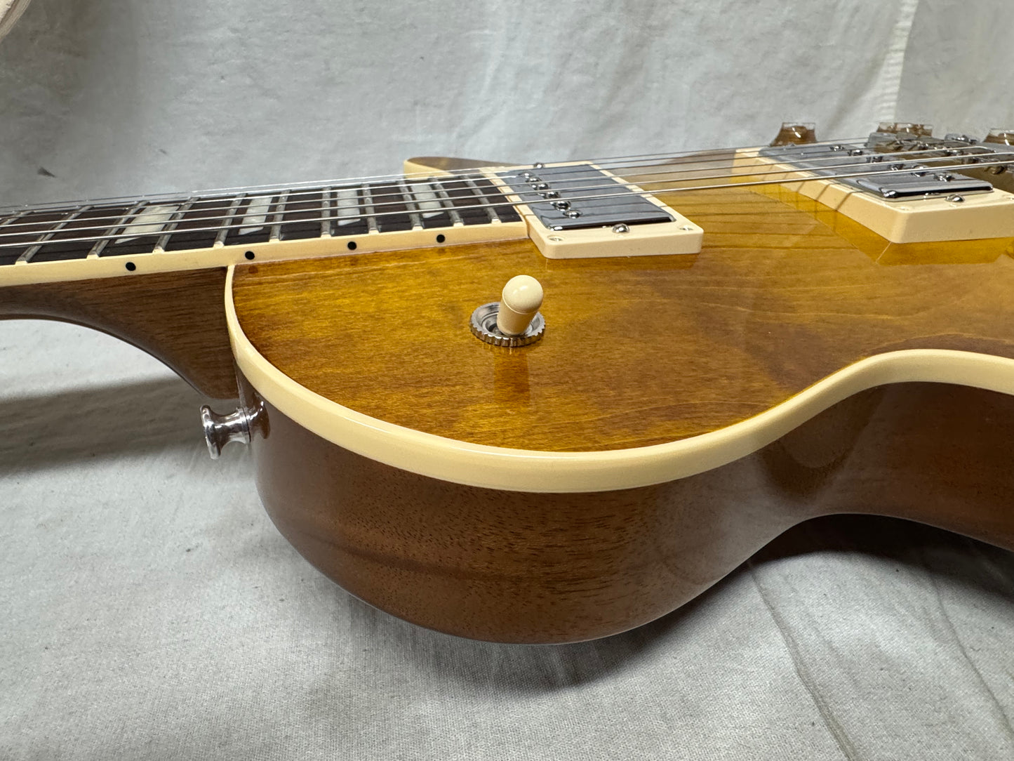 Heritage USA STDII Standard II 2 Collection H150 H-150 Guitar with Case
