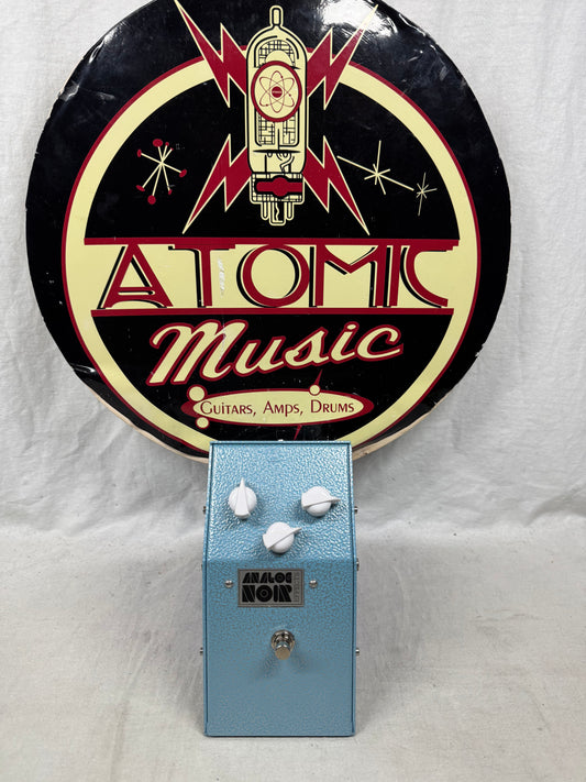 Analog Noir Effects 1965 Hornby Skewes Zonk Machine in hammered blue wedge enclosure Fuzz Pedal - Limited Edition - 1 of 4