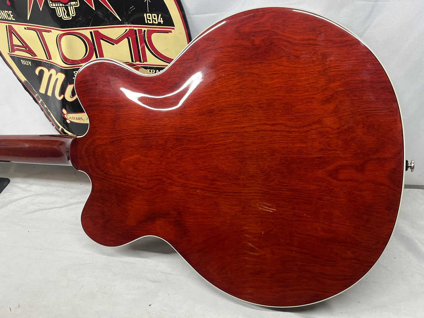 Gretsch Streamliner G2622 Semi-Hollow Body Electric Guitar