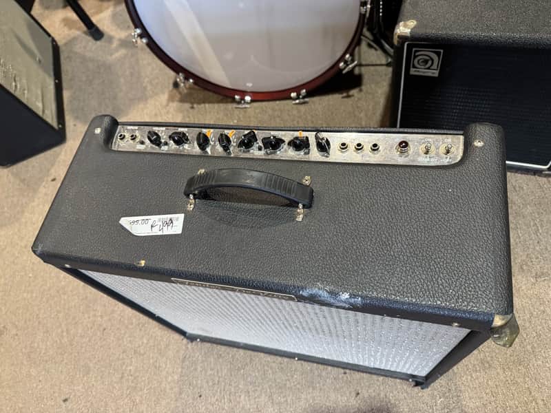 Fender Hot Rod DeVille 3-Channel 60-Watt 4x10" Guitar Combo - Image 2