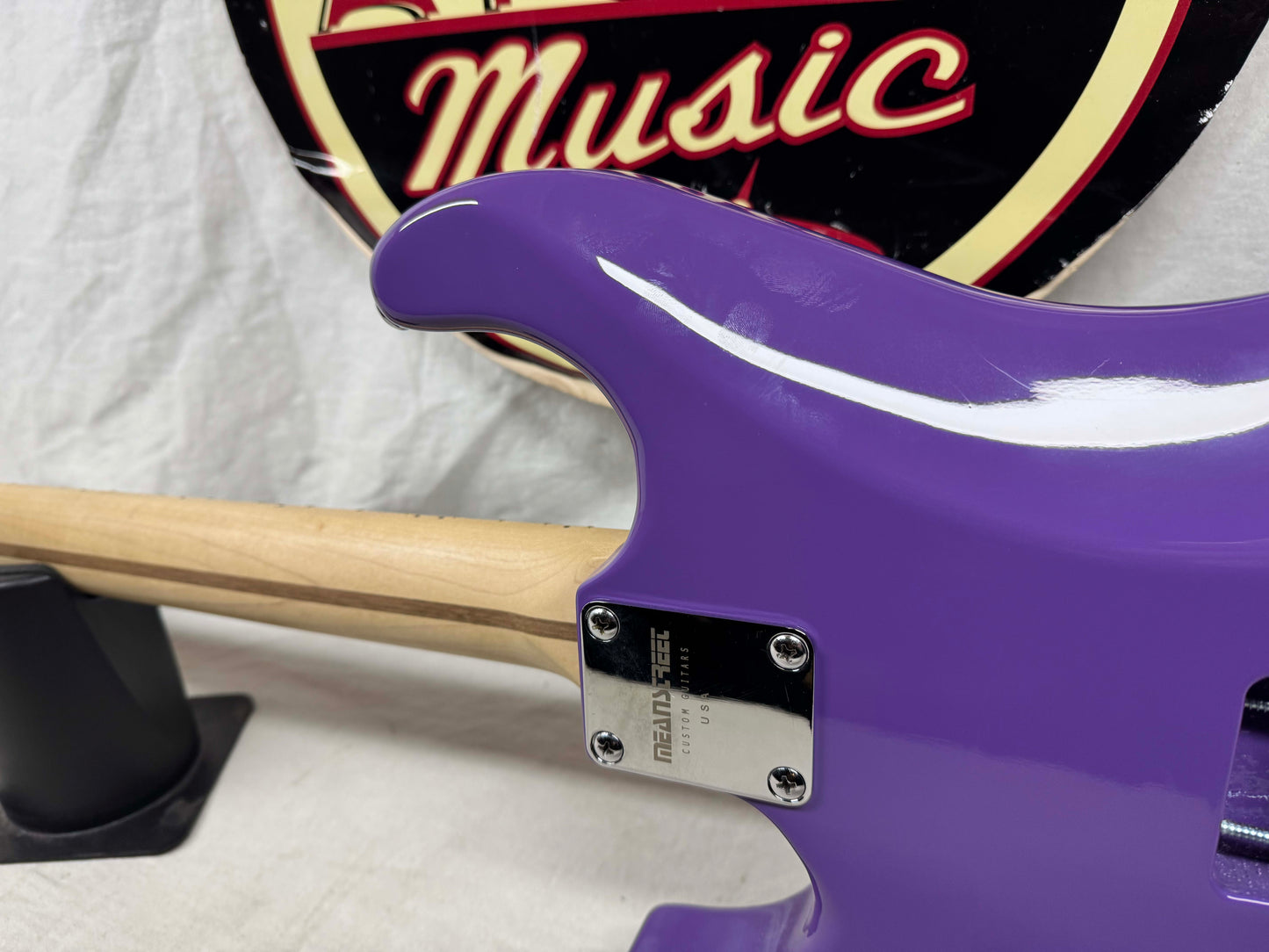 Mean Street Guitars meanstreet Unchained Tour Guitar with Case - Joker