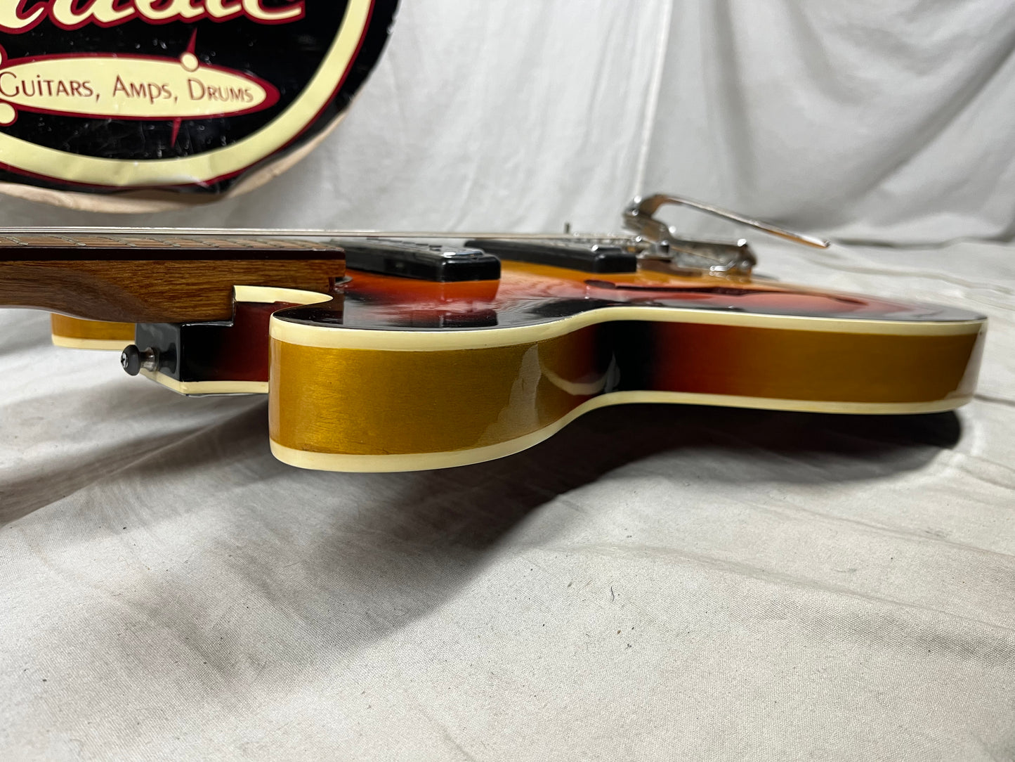 Winston? Semi-Hollow Body Electric Guitar