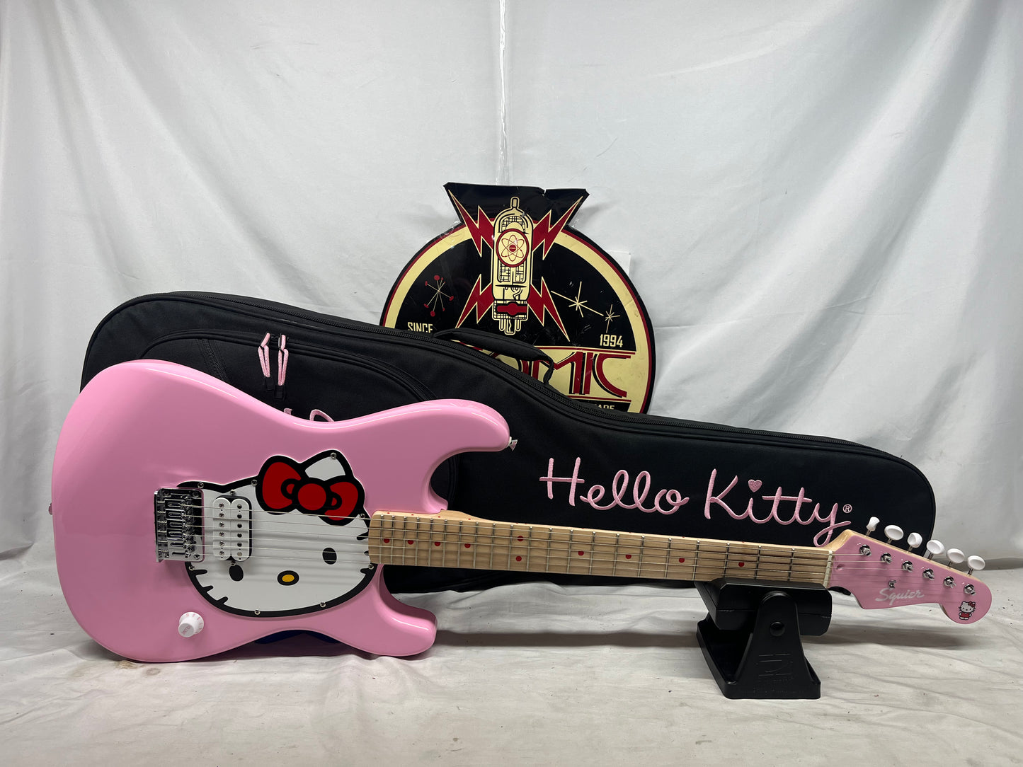 Squier by Fender x Hello Kitty Stratocaster Strat Electric Guitar 2024 with Hello Kitty Gig Bag - Pink