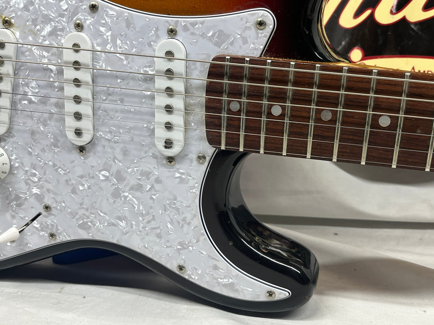 Pan S-Style Doublecut Electric Guitar