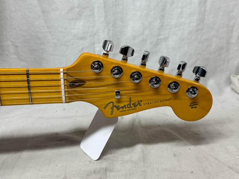 Fender American Professional II 2 Stratocaster neck on loaded FSR American Professional II 2 Thinline Semi-Hollow Body Guitar with Case - Image 9