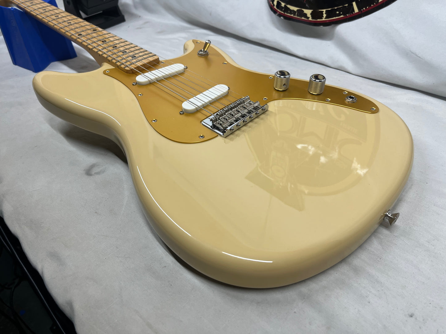 Fender Player Duo-Sonic Electric Guitar MIM - Made in Mexico - Desert Sand