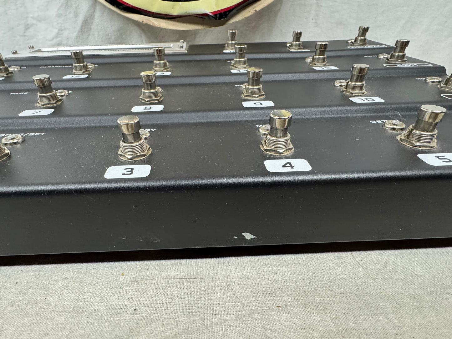 Fractal Audio Systems MFC-101 mfc101 MkII MIDI Foot Controller Pedal