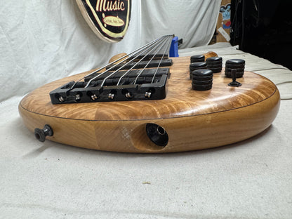 MTD Michael Tobias Design MTD635-24 mtd 635 Fretless 6-string Bass with Soft Case