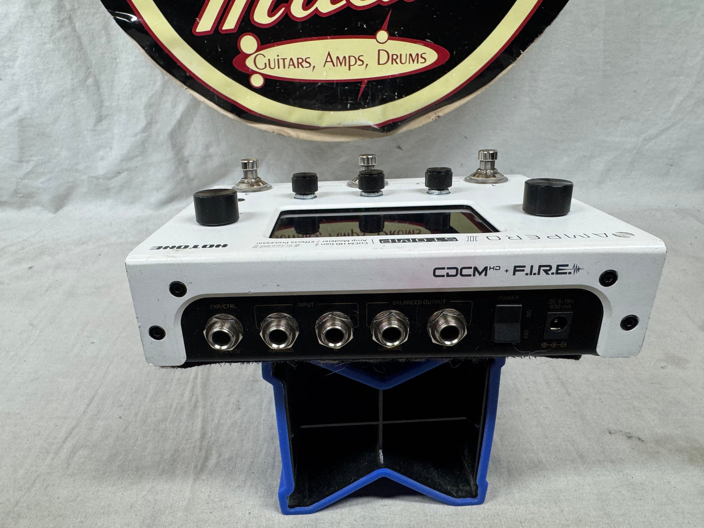 Hotone Ampero II 2 Amp Modeler Multi-Effects Processor Pedal with Power Supply