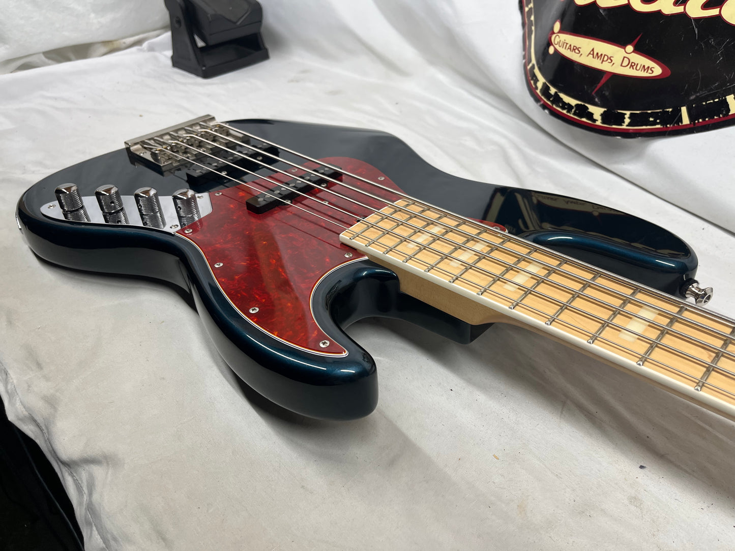 Crews Maniac Sound JB2005 5-String J-Style Electric Bass