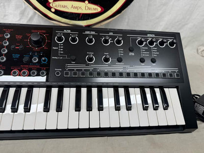 Roland JD-Xi Synthesizer Keyboard with Power Supply - Image 6