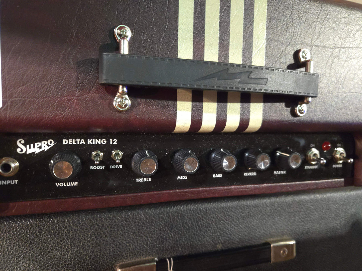 Supro 1822R Delta King 12 15-Watt 112 1x12 Guitar Combo Amplifier - Burgundy / Cream Stripes - Local Pickup Only
