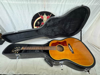 Gibson J-45 j45 The Workhorse Dreadnought Acoustic Guitar with Case