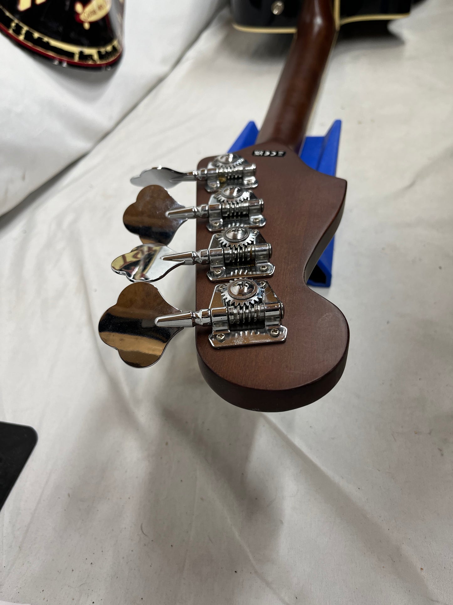 Fender Kingman V2 Acoustic Bass Guitar