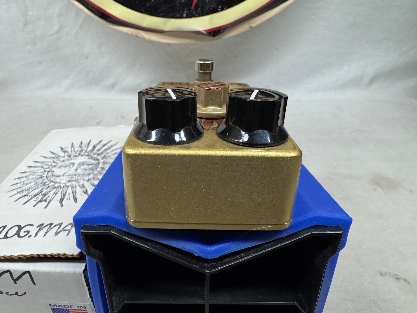 Analogman analog.man Sun Face sunface HG High Gain Fuzz Pedal with Sun Dial Knob + Box