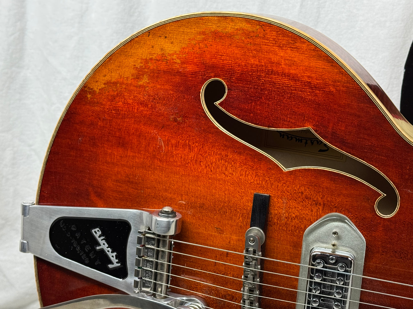 Eastman T58/V t 58 Archtop Hollowbody Guitar with Case