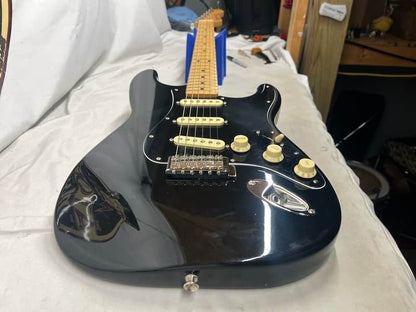 Fender Stratocaster Strat Electric Guitar - Image 18