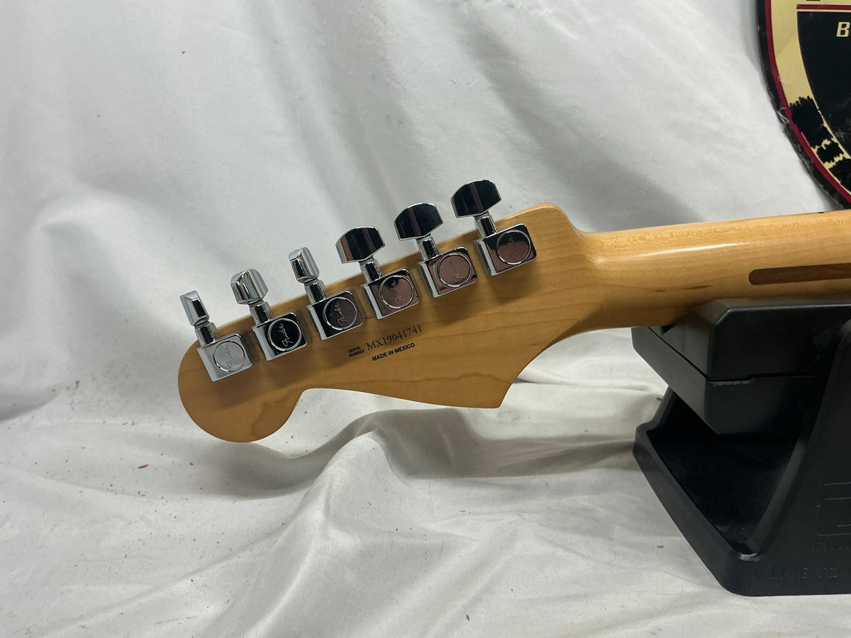 Fender Player Stratocaster Guitar 2019 - Buttercream / Maple neck
