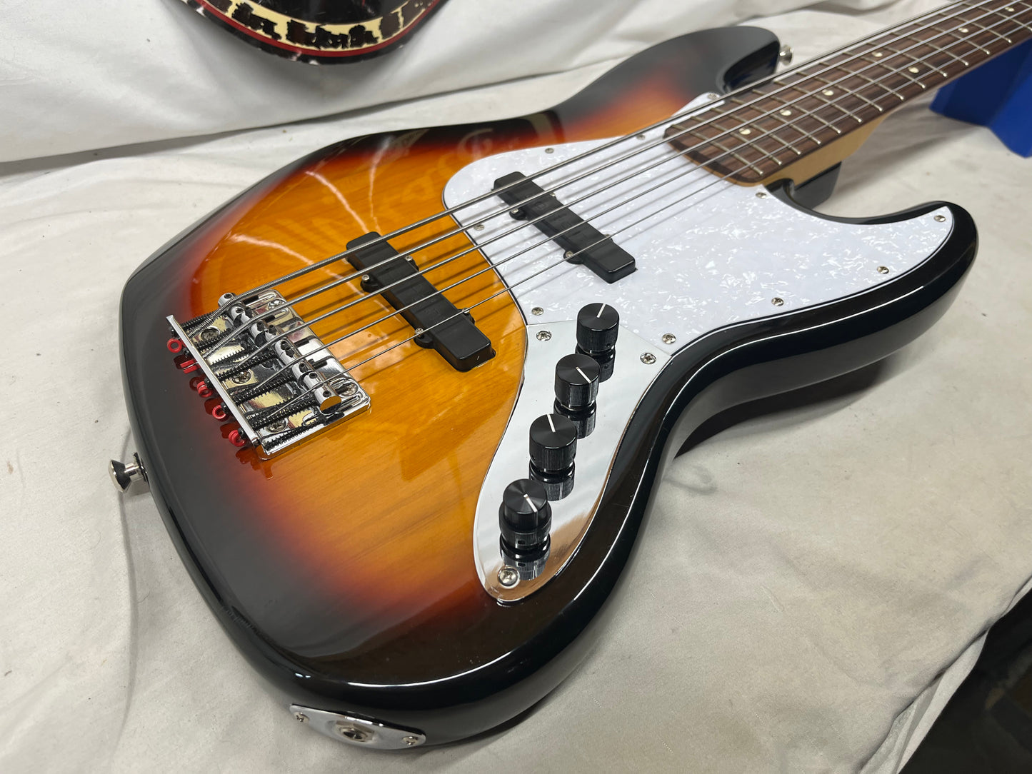 Fender Deluxe Active Jazz Bass V 5-String Electric Bass 2006 - Brown Sunburst