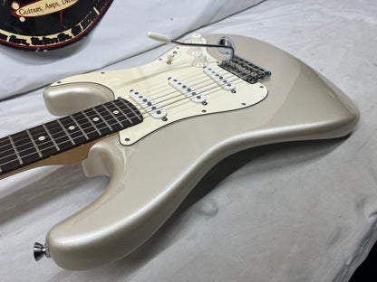 Fender American Standard Stratocaster Strat Electric Guitar - Blizzard Pearl