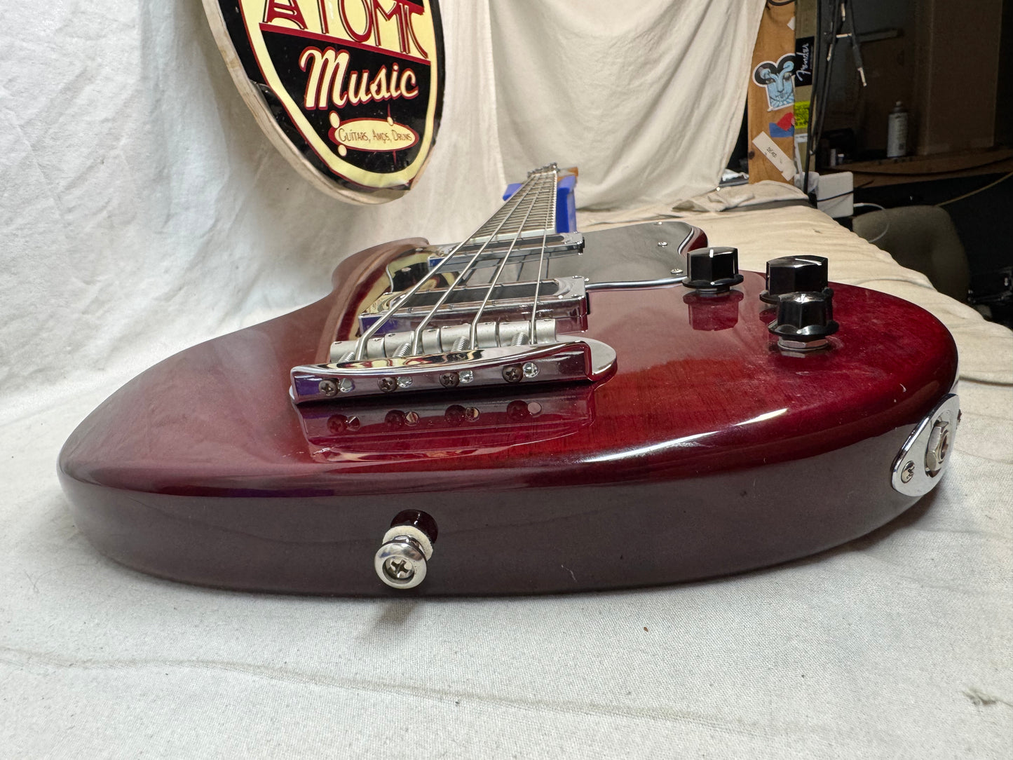 Lakland Skyline Series Decade 4-string Bass
