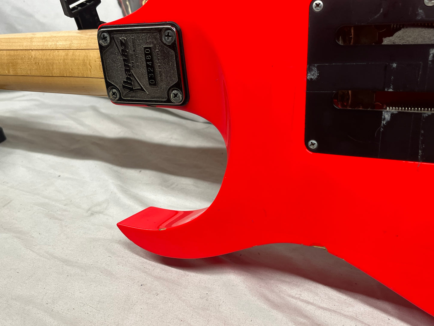 Ibanez RG550 Genesis Collection Doublecut Electric Guitar - Road Flare Red - **only the bridge pickup has output**