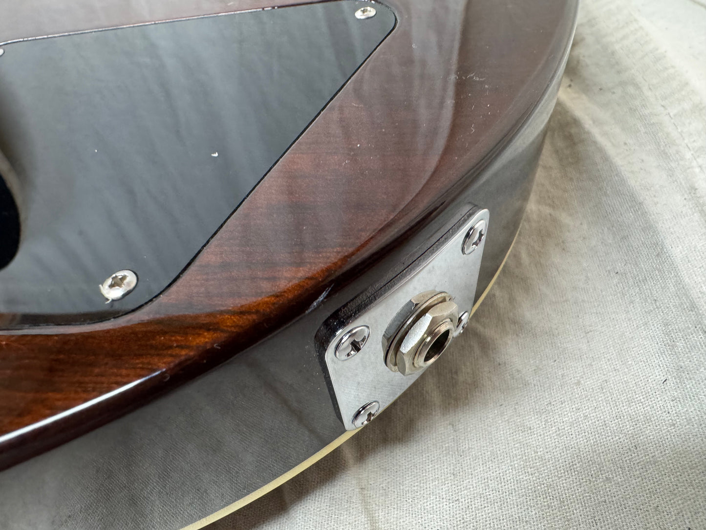 Collings Guitars CL DLX Deluxe Singlecut Guitar with Case