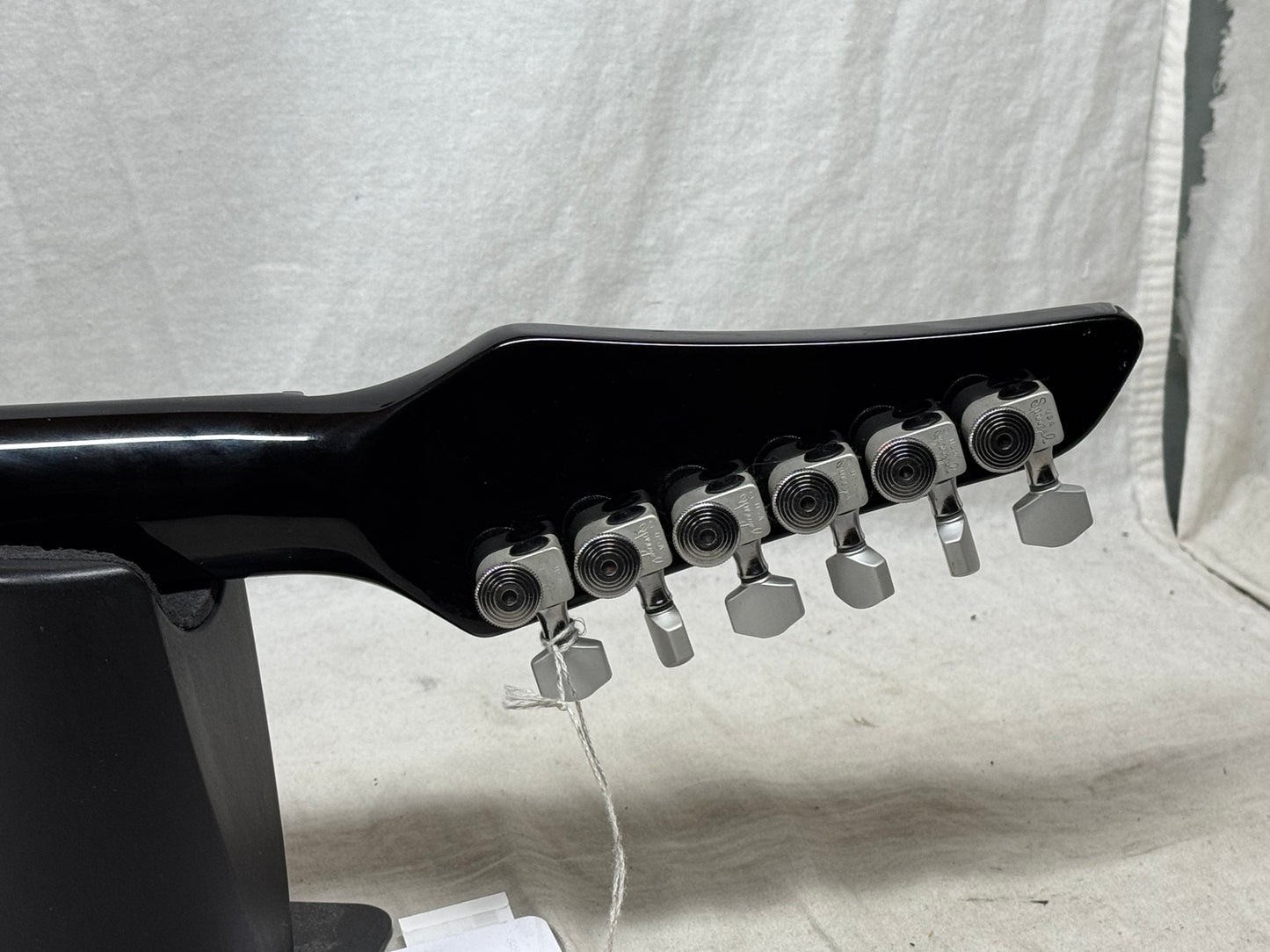 Carvin DC-127 dc127 LH Left-Handed Lefty Guitar - Black