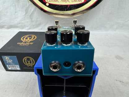 Walrus Audio Fathom Multi-Function Reverb Pedal with Box
