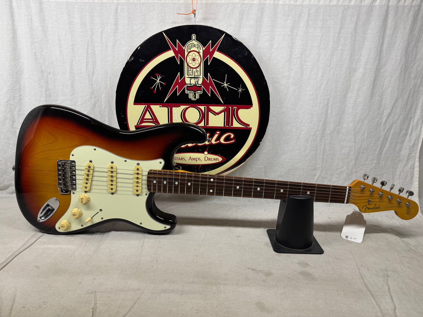 Fender ST-62 st62 1962 '62 Reissue Stratocaster Guitar - CIJ Crafted In Japan 2006 - 2008 - 3-Color Sunburst / Rosewood fingerboard