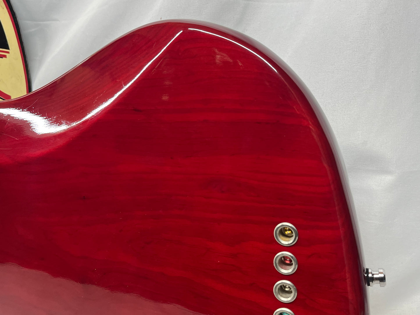 Fender American Deluxe 4-String Electric Jazz Bass 2011 - Wine Transparent