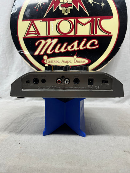 Zoom GM-200 gm200 Guitar Amp Modeler with Power Supply