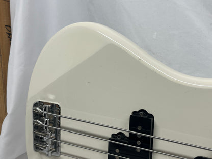 Yamaha RBX-200 4-String Doublecut Electric Bass