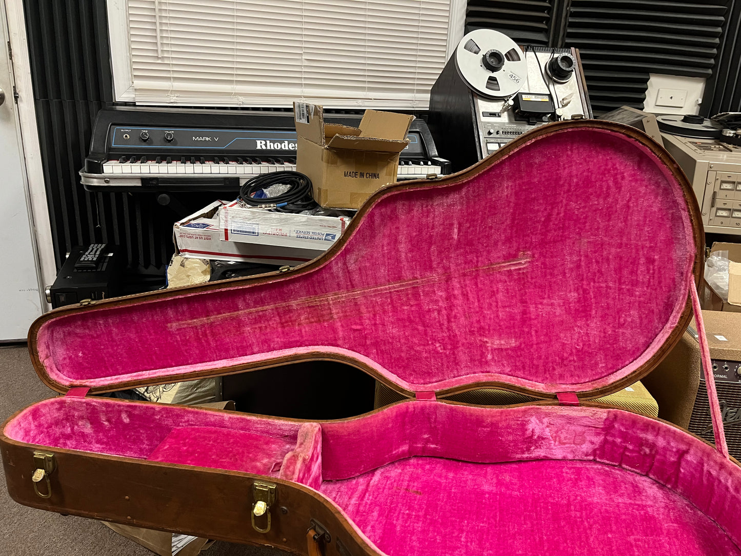 Gibson Guitar Case for Super 400