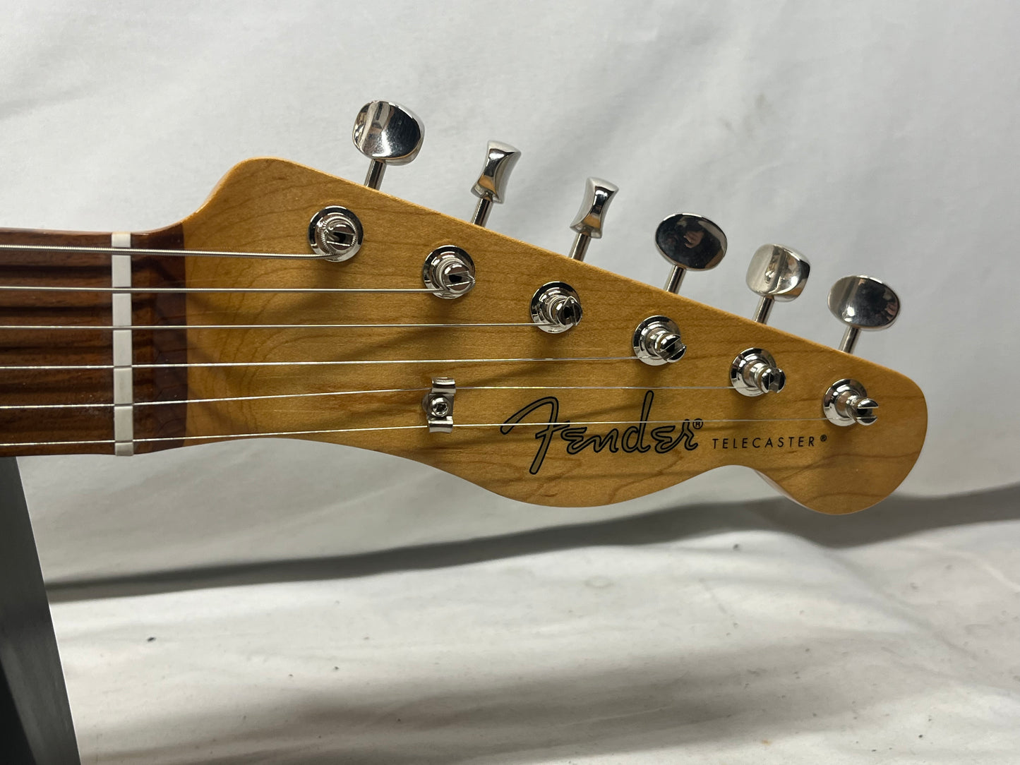 Fender Noventa Telecaster Tele Electric Guitar MIM - Made in Mexico - 2-Color Sunburst