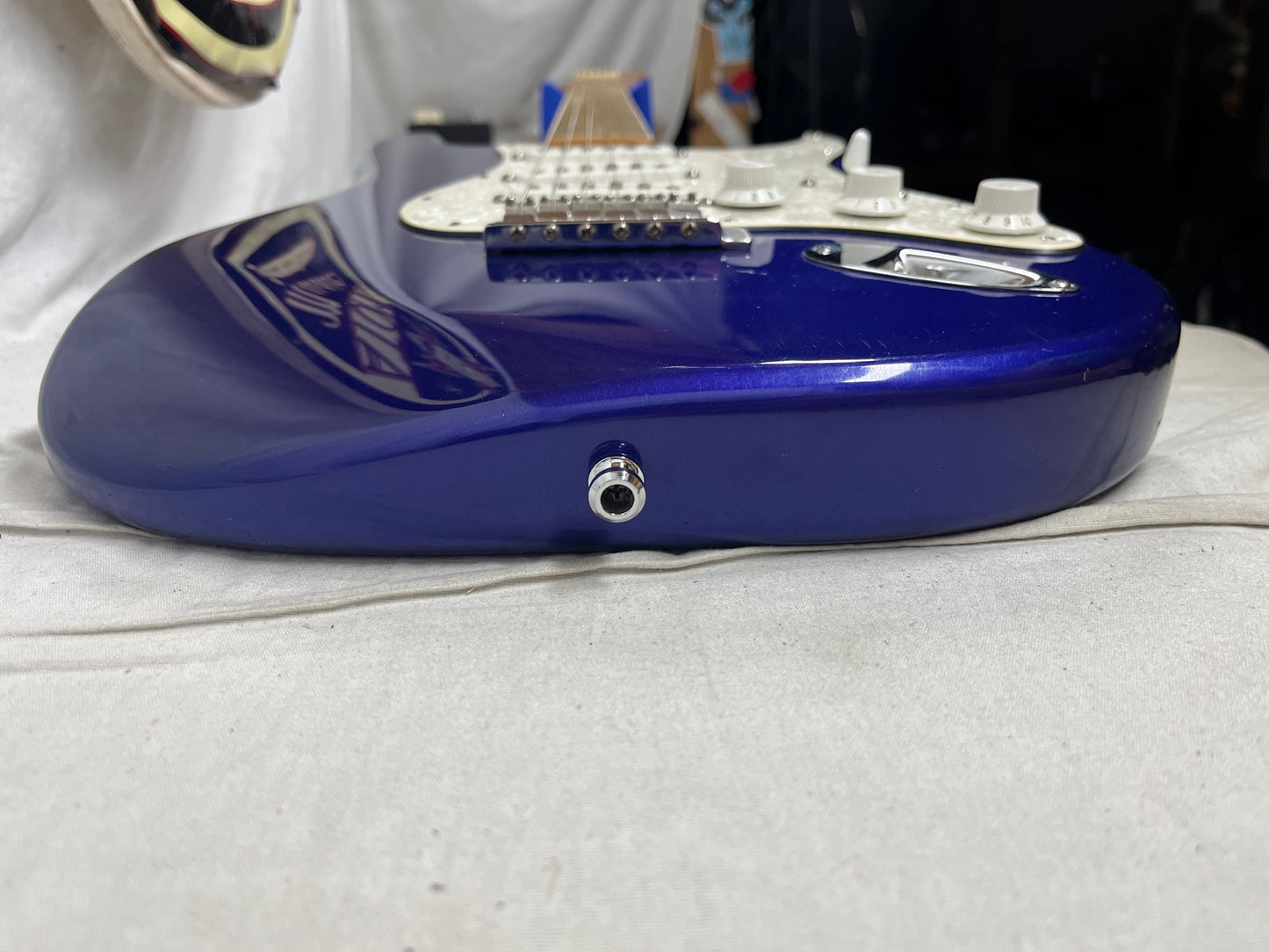 Fender Standard Stratocaster Strat MIM - Made in Mexico Electric Guitar