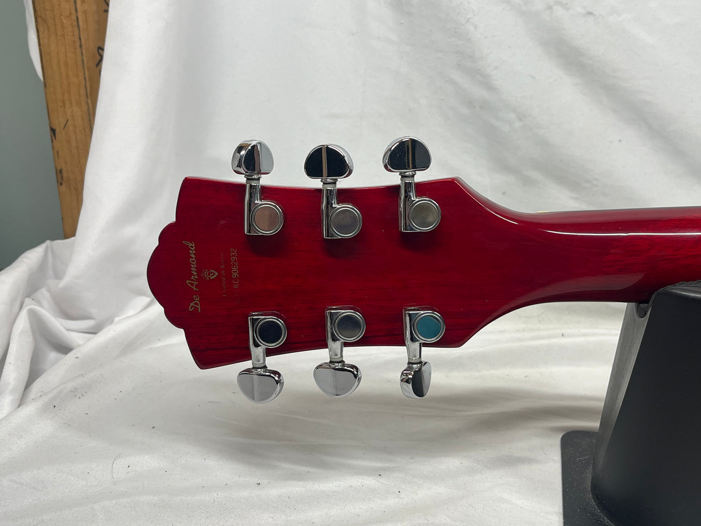 DeArmond M-70 Singlecut Electric Guitar
