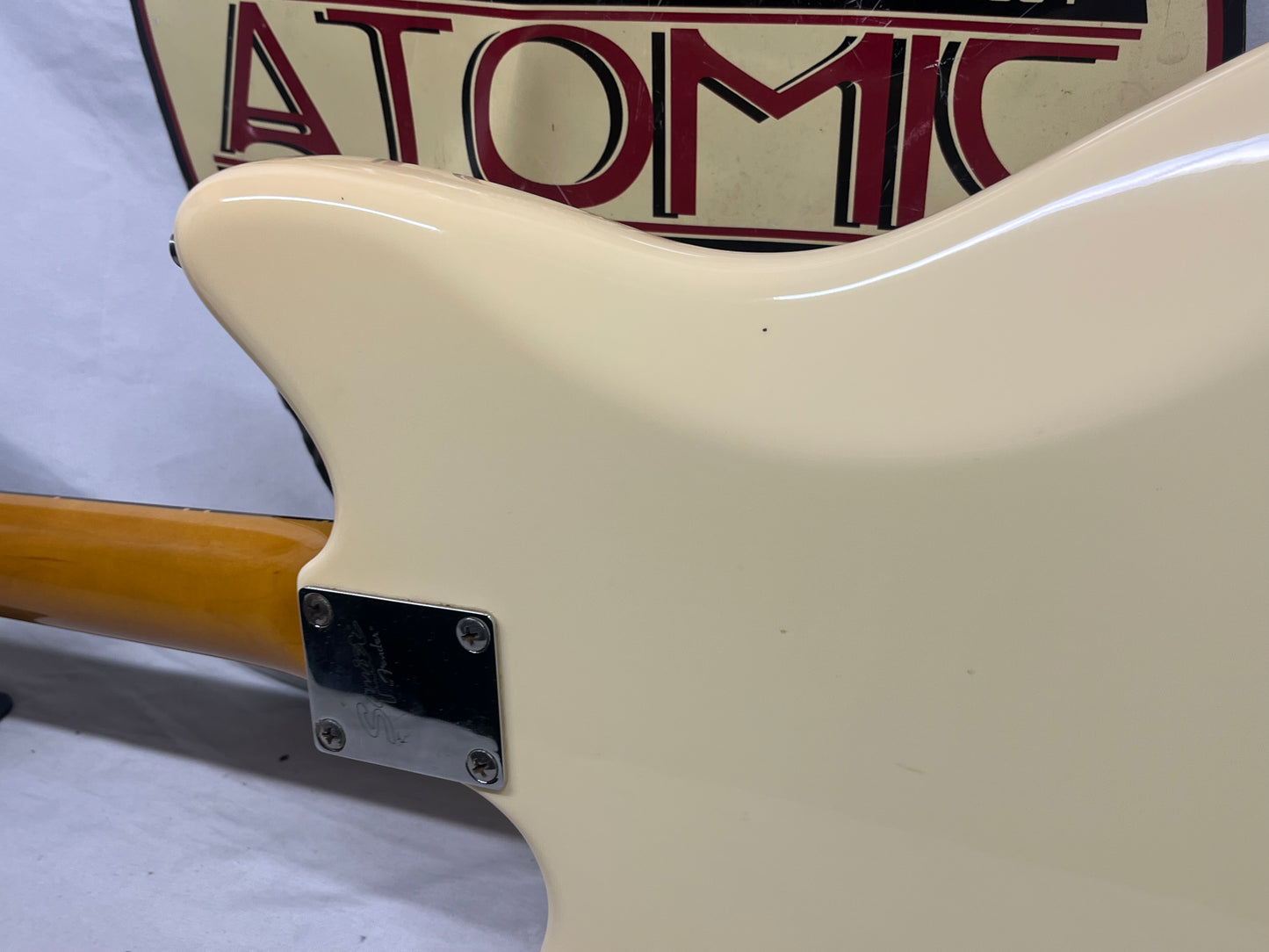 Squier J Mascis Jazzmaster Electric Guitar - Vintage White