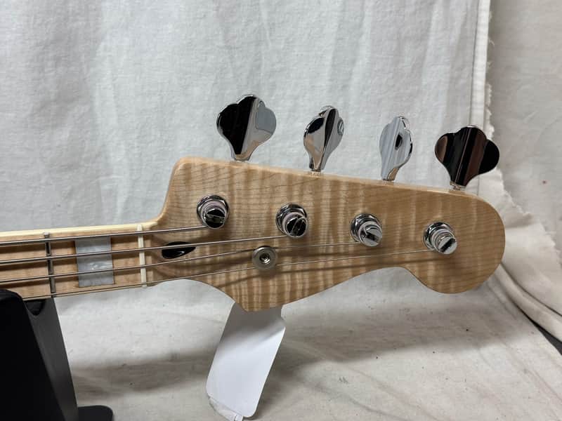 Partsbass Unknown neck on Sadowsky Body 4-string Bass - Image 6