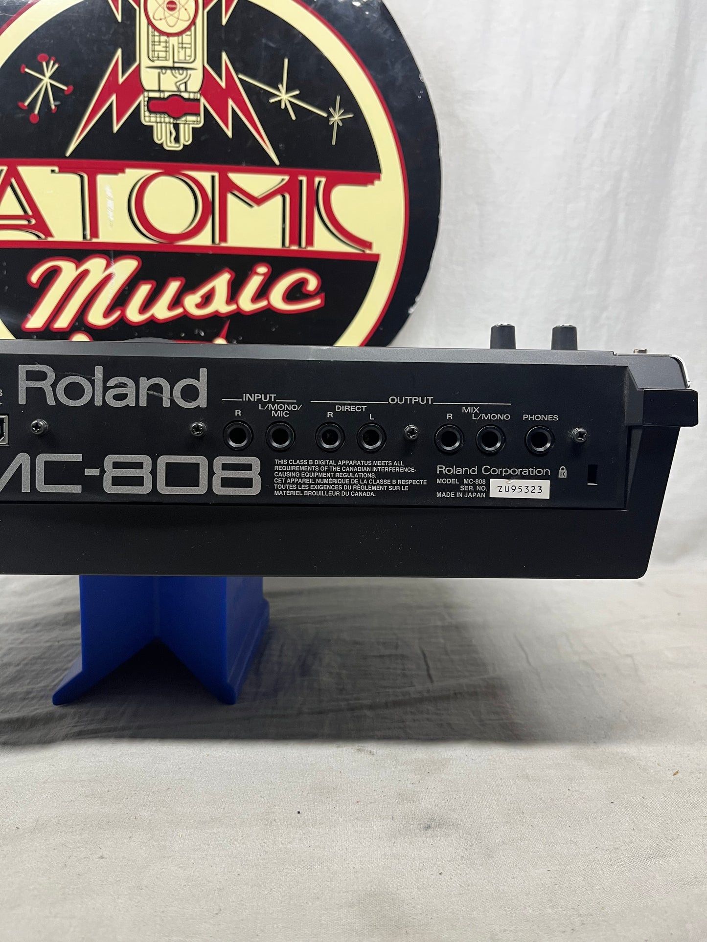 Roland MC-808 mc808 Sampling Groovebox Sampler