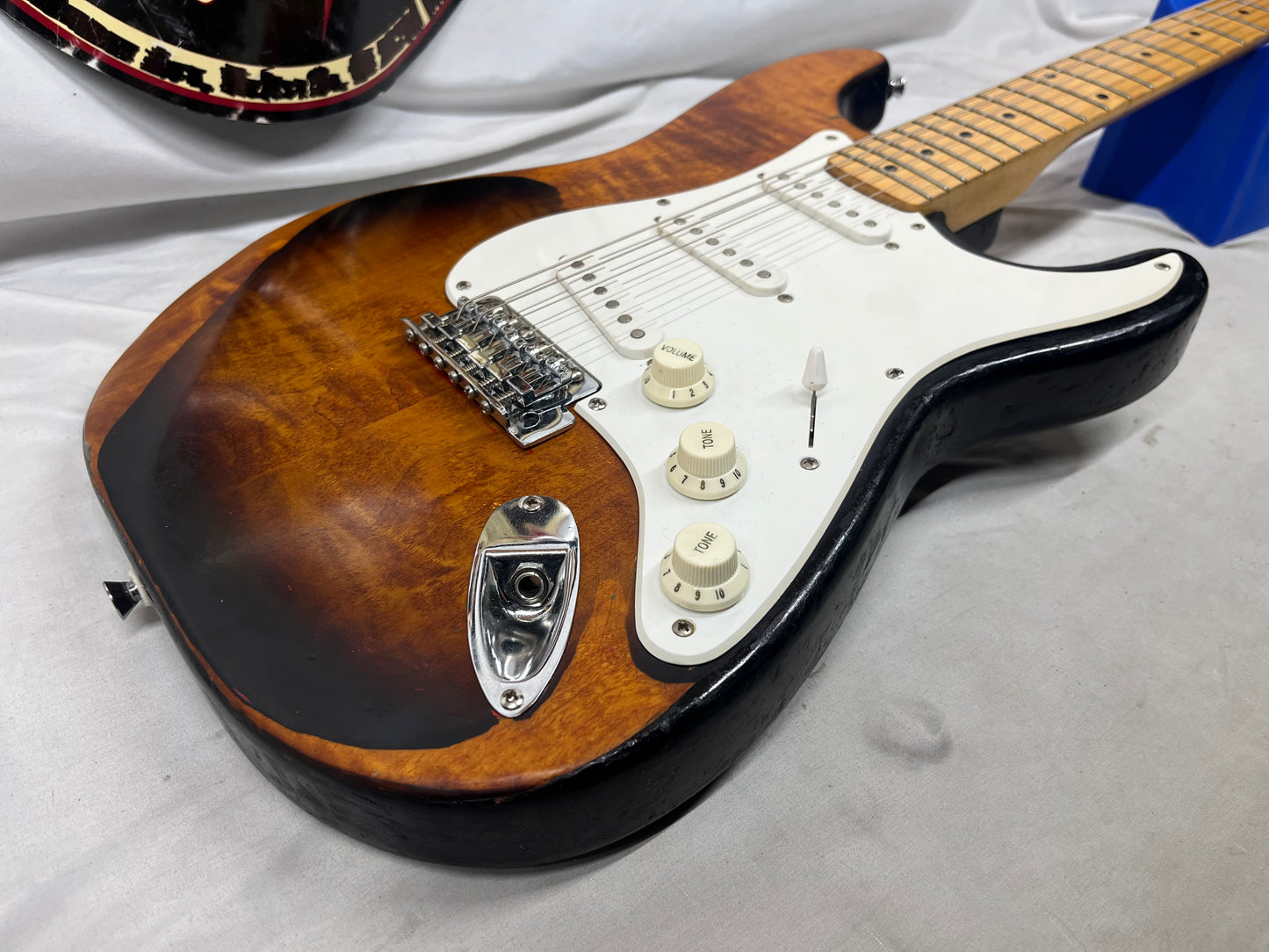 Squier by Fender II Stratocaster Strat Electric Guitar