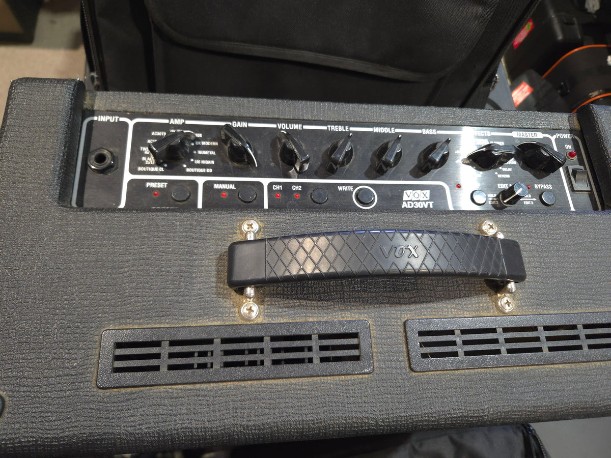 Vox Valvetronix AD30VT 30-Watt 1x10 Modeling Guitar Combo 2004 - 2008 - Local Pickup Only