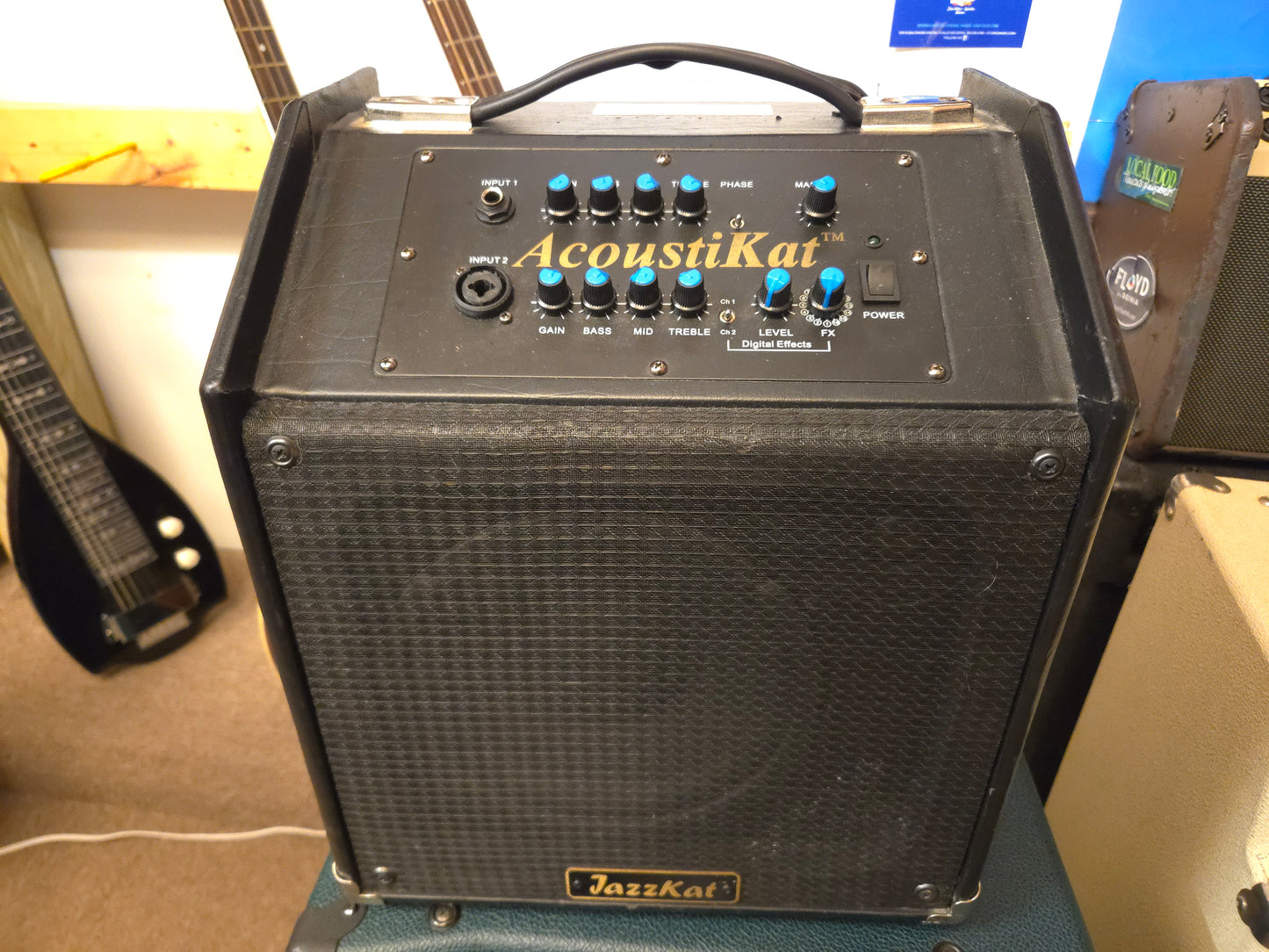 JazzKat AcoustiKat Combo Amp - Local Pickup Only